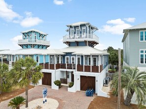 Exterior - Book a Holiday Stay Today! Gulf Views! Private Pool with Backyard! 5 Bikes! (Seacrest Beach)