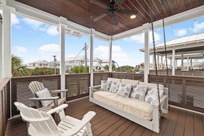 Terrace/patio - Book a Holiday Stay Today! Gulf Views! Private Pool with Backyard! 5 Bikes! (Seacrest Beach)