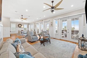 Smart TV - Gulf View Seacrest Home, Heated Pool, Rooftop Wrap-Around Balcony, Air Hockey, 5 (Seacrest Beach)