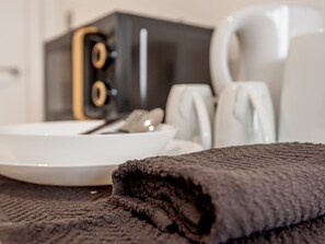 Coffee and/or coffee maker - Burnley Central Hub Couples Choice - Pass the Keys (Burnley)