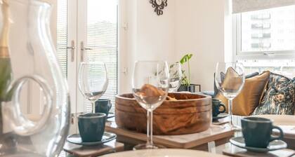 Pass the Keys | Horsforth Haven - Brand New Townhouse With Balcony