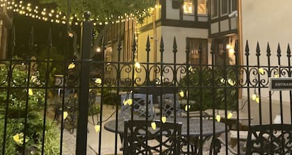 Frederick Stearns House in Detroit is a perfect venue for any private events.