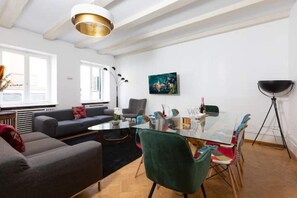 Living area - Chic & cozy - 3 bedrooms apartment - 90m2 - heart historical center (Austin)