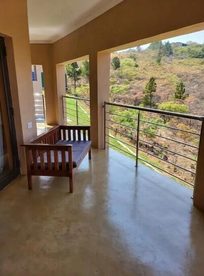 Buffalo Ridge Lodge and the Beauty of Nyanga. Perfect Combination 