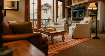 Private See Forever Cabin by InvitedHome | Private Deck, Hike/Bike, Festivals