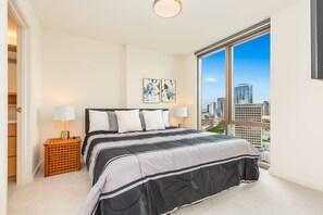 2 chambres, fer et planche à repasser, Wi-Fi gratuit, draps fournis