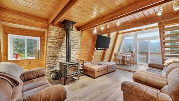 Smart TV, fireplace, foosball