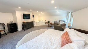1 bedroom, premium bedding, free WiFi, bed sheets - Four Seasons For Fun (Lakeville)
