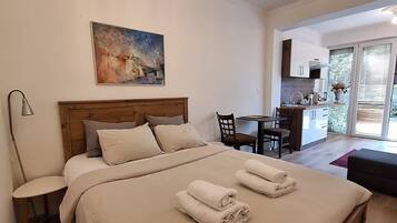 1 bedroom, iron/ironing board, free WiFi, bed sheets