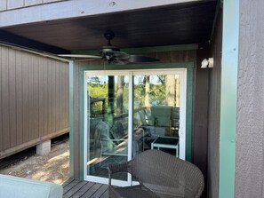 Exterior detail - Cabin #15 Lake Beach Front (Royal)