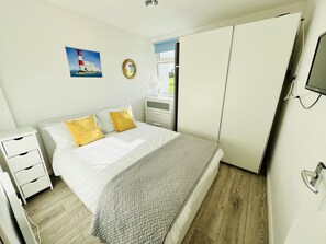 2 Schlafzimmer, Bügeleisen/Bügelbrett, kostenloses WLAN, Bettwäsche