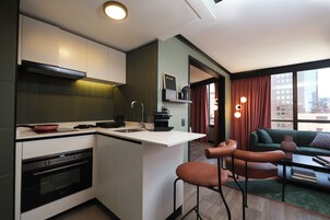 Standard Studio | Private kitchenette | Full-size fridge, oven, stovetop, coffee/tea maker