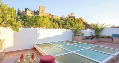 Terrace with views to Alhambra. Morayma House.