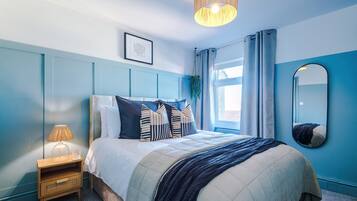 8 bedrooms, individually decorated, individually furnished, free WiFi