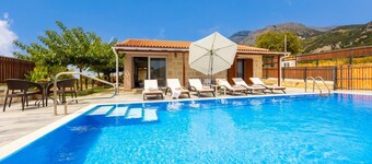 Villa Reggina - Two Bedroom Villa, Sleeps 4