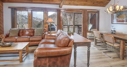 East Vail 3 Bedroom Townhome w/Great Views by Gorecreek Rentals