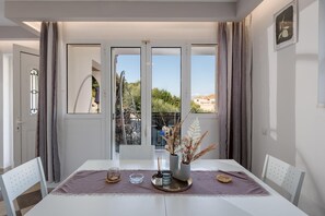 Dining - Villa Naisy - Two Bedroom Villa, Sleeps 4 (Tsilivi)