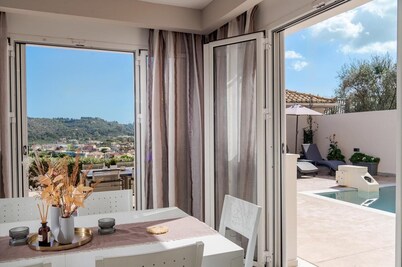 Villa Dimi - Two Bedroom Villa, Sleeps 4
