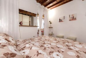 1 bedroom - House and garden in Florence (Firenze)