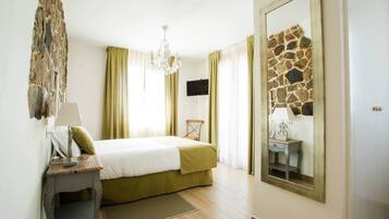 8 Schlafzimmer, Bügeleisen/Bügelbrett, WLAN, Bettwäsche