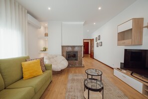 4 bedrooms - City Center Grand SEA View Terrace by Vacationy (Porto)