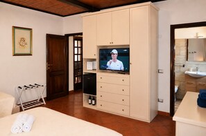 Superior Double or Twin Room (Sole) - B&B Villa delle Rose (Budoni)