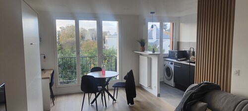 Grand studio proche de Paris