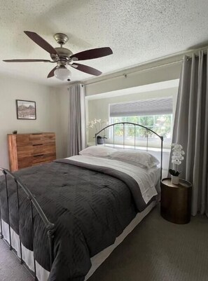 3 Schlafzimmer, Reisekinderbett, WLAN
