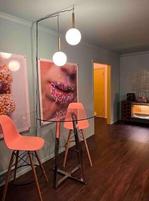 Dining - Chic 50s Time Capsule Downtown/OU Med/OK Capitol (Oklahoma City)