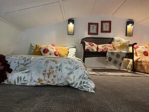 2 室のベッドルーム、インターネット、ベッドシーツ