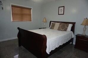 2 bedrooms - Villa #4 Madkap Villas 2 Bedroom
(Freeport)