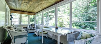 Four Night Min! Lakeside Home With 800 Feet Of Association Beach!
