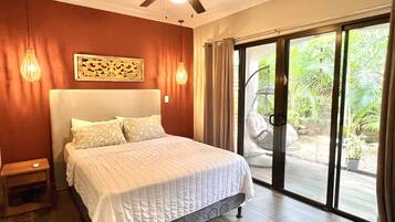 3 chambres, fer et planche à repasser, Wi-Fi, draps fournis