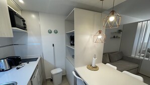 Unclassified image, 2 of 38, button - "urban Luxury: Studio Living in San Telmo Num6497" (Buenos Aires)