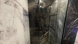 Bathroom - Suite Prestige Jacuzzi, Sauna, Netflix, Disney+ (Amiens)