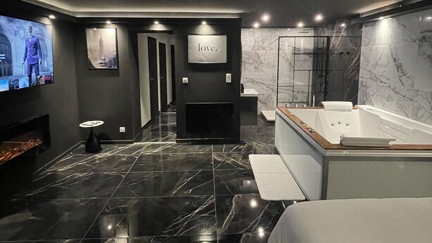Spa - Suite Prestige Jacuzzi, Sauna, Netflix, Disney+ (Amiens)