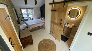 1 habitación, wifi y ropa de cama