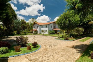 Property grounds - Villa campestre con piscina y jacuzzi
(Guarne)