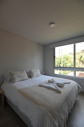 Individually decorated, blackout curtains, free WiFi, bed sheets - Carilo Vista (Carilo)