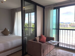 Living area - Zcape2 apartment by Lofty (Choeng Thale)