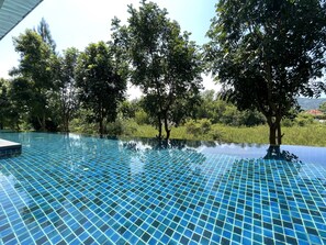 Outdoor pool - Zcape2 apartment by Lofty (Choeng Thale)