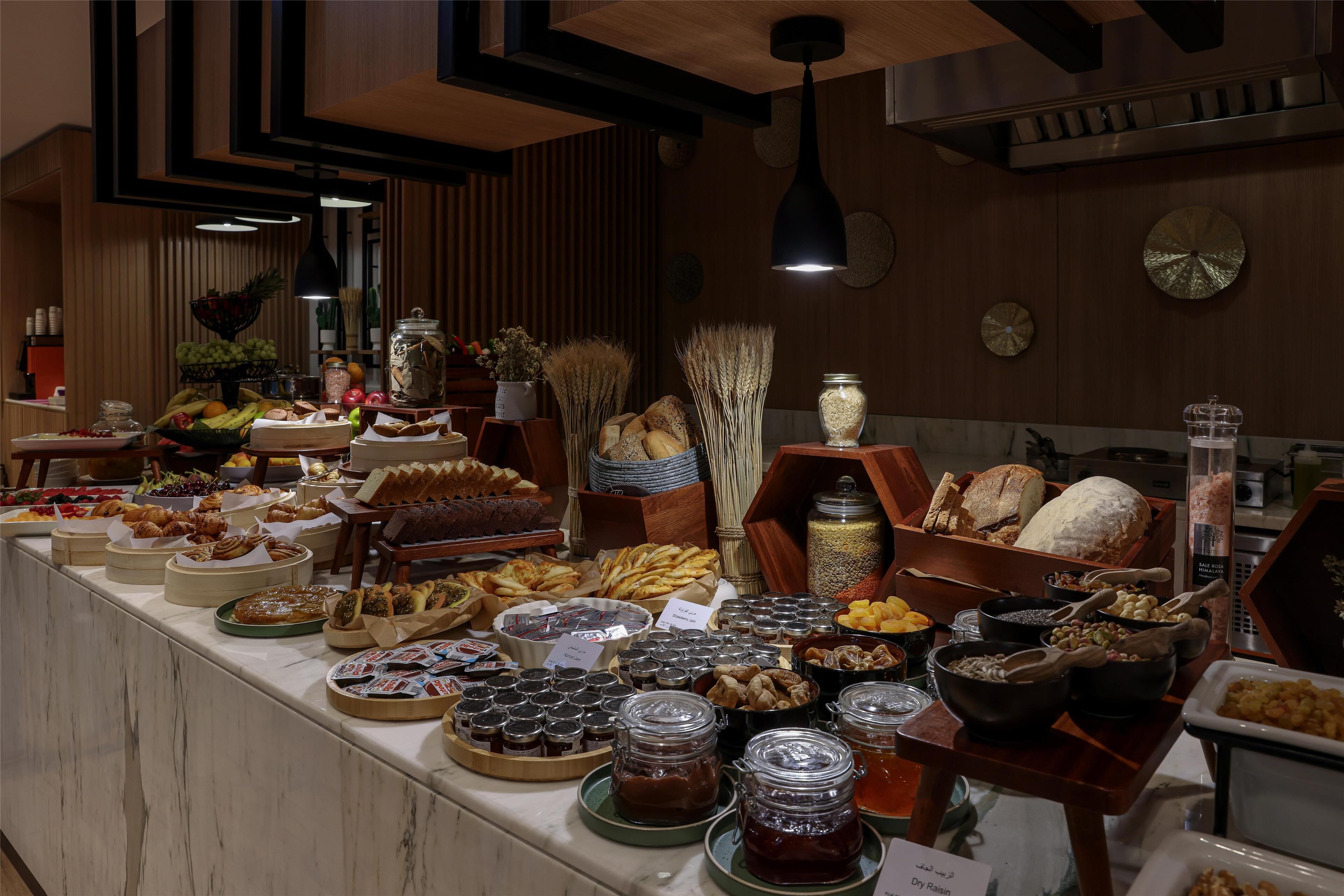 English breakfast on weekdays (SAR 120 per person)