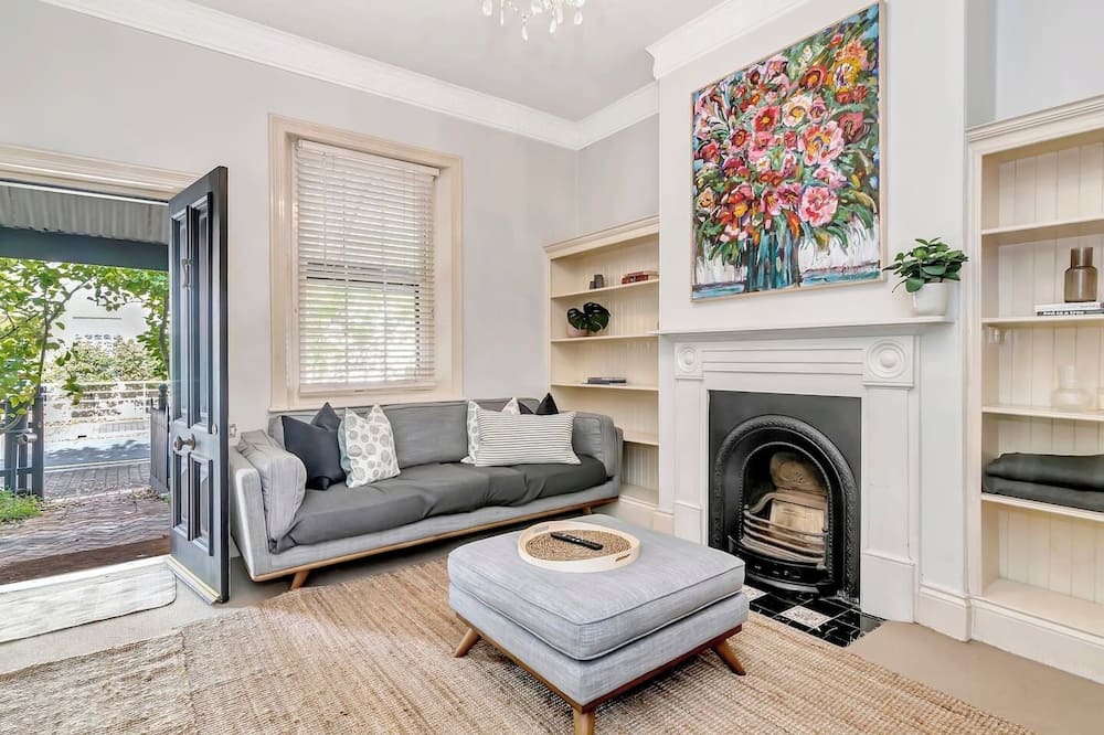 The Lemon Tree Charming Cottage in North Adelaide