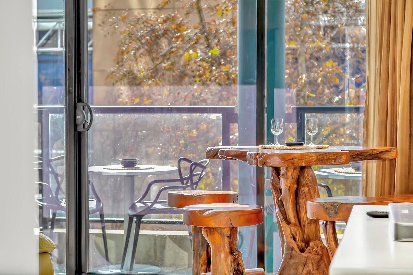 Little Oak Lodge Wellness is Calling