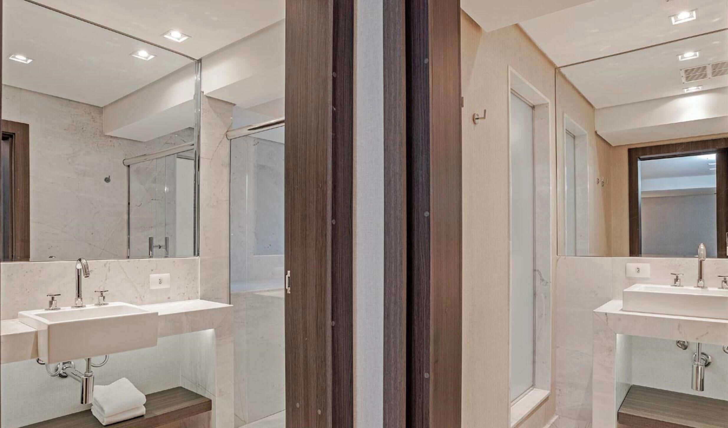 Apartamento básico | Baño | Ducha, secador de pelo, toallas y jabón