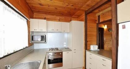 Hosts on the Coast Marine Parade Magi