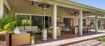 Private Wine Country Oasis On 2 Acres w/ Pool, Spa, Creek & Vineyard 