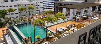 Arpoar Suites By Day By Day（日复一日的Arpoar套房）