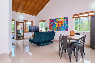 Apto amoblado para vivir por meses

