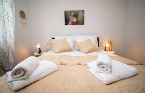 3 camere, accesso a Internet, lenzuola